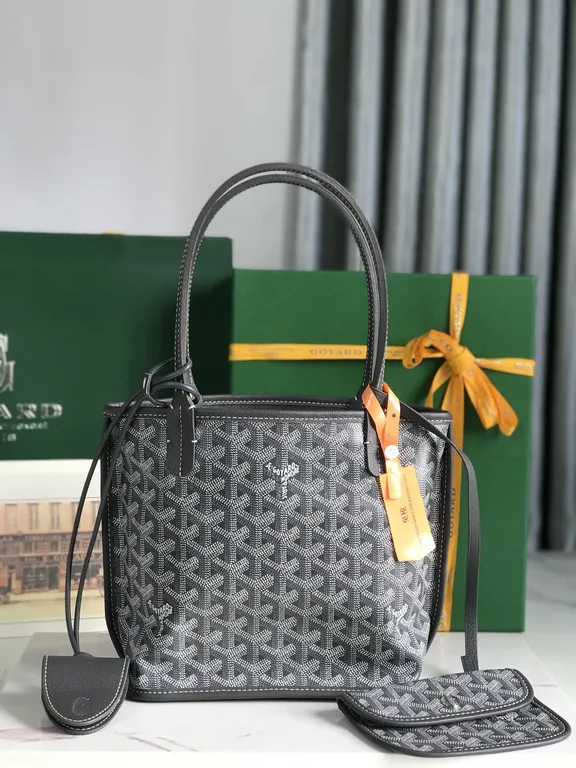 Goyard Bag 